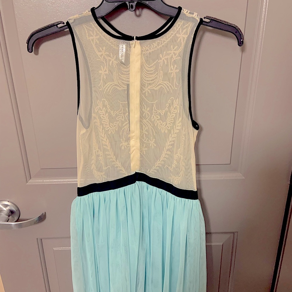 COUTURE Dress - Picture 2 of 2